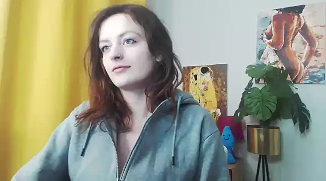 Snapshot of juicyNadine chatting on 11, 12, 2024 juicyNadine online show from 11, 12, 2024