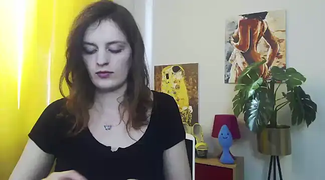 Snapshot of juicyNadine chatting on 10, 3, 2025 juicyNadine online show from 10, 3, 2025