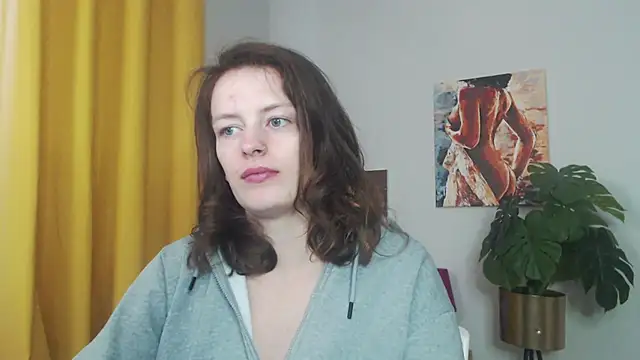 Snapshot of juicyNadine chatting on 18, 10, 2025 juicyNadine online show from 18, 10, 2025