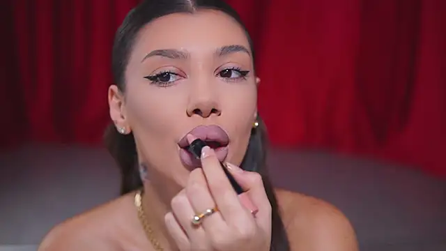 NatyDesiree online show from 28, 1, 2025