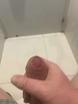 Sexygoat30 online show from 3, 2, 2026