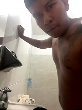 8Evere Martn online show from 23, 10, 2025