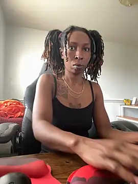 LeyaHoneybuns online show from 16, 9, 2025