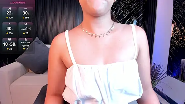 paulina sweett  online show from 28, 11, 2025