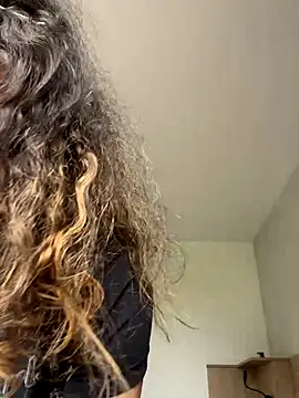 uniquerossie online show from 14, 11, 2025