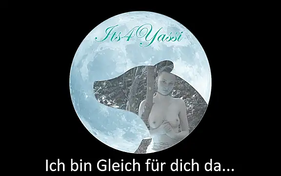 Snapshot of its4Yassi chatting on 28, 9, 2025 its4Yassi online show from 28, 9, 2025