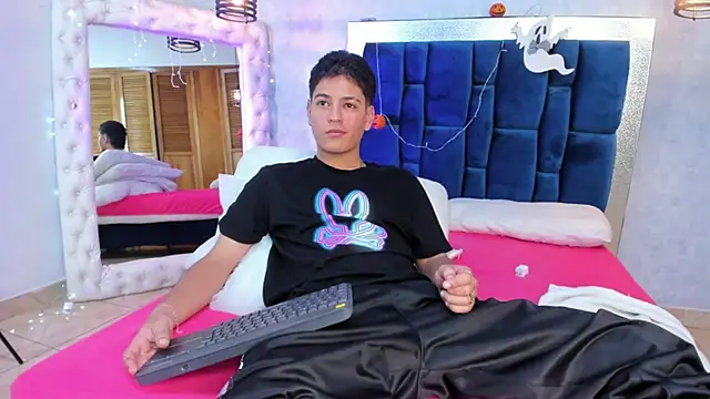 Levy Steve online show from 3, 11, 2025