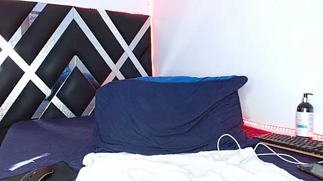 Levy Steve online show from 5, 4, 2026