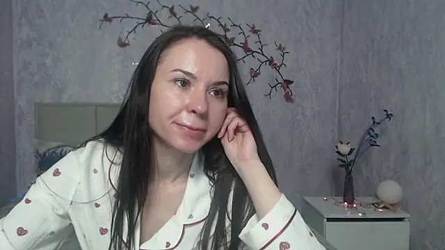 KaraCriegs online show from 27, 2, 2026