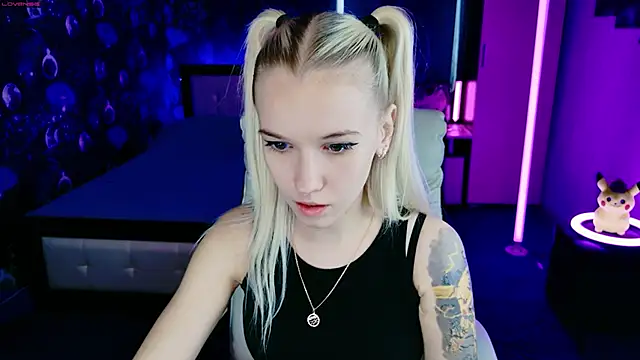 ShhhO O online show from 30, 10, 2025