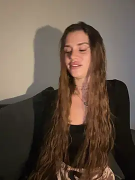 EmiliaCatalina online show from 28, 5, 2026