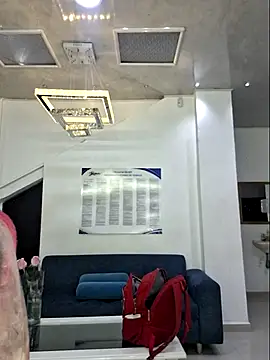 laura bassi online show from 13, 9, 2025