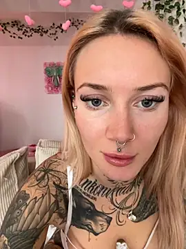 Snapshot of Stella-Kink chatting on 29, 11, 2025 Stella-Kink online show from 29, 11, 2025