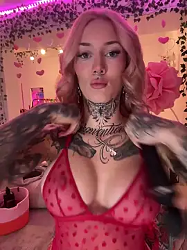 Snapshot of Stella-Kink chatting on 16, 12, 2025 Stella-Kink online show from 16, 12, 2025