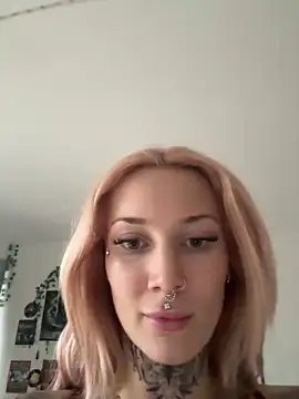 Snapshot of Stella-Kink chatting on 23, 12, 2025 Stella-Kink online show from 23, 12, 2025