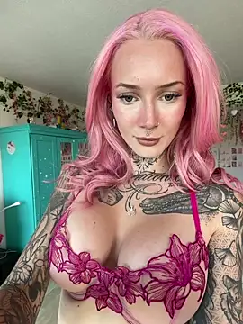 Snapshot of Stella-Kink chatting on 29, 5, 2026 Stella-Kink online show from 29, 5, 2026