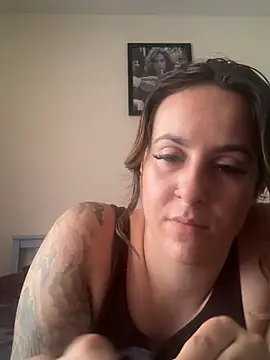 Snapshot of Miss_emilee chatting on 1, 8, 2026 Miss emilee online show from 1, 8, 2026