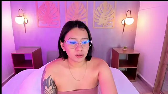 Snapshot of majo_rosse_ chatting on 27, 9, 2025 majo rosse online show from 27, 9, 2025