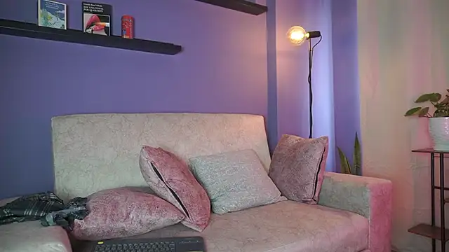 Snapshot of roselinedior chatting on 16, 7, 2026 roselinedior online show from 16, 7, 2026