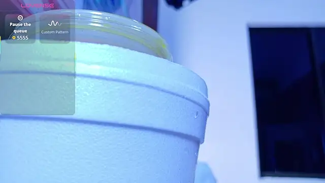 daddyissuesss  online show from 7, 11, 2025