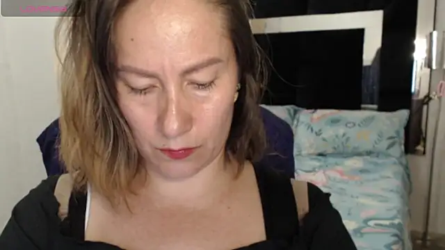 Snapshot of CATRINA-83 chatting on 15, 4, 2026 CATRINA-83 online show from 15, 4, 2026