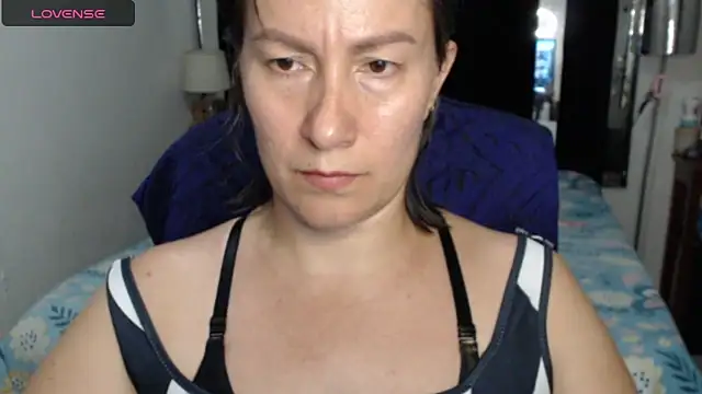 Snapshot of CATRINA-83 chatting on 18, 4, 2026 CATRINA-83 online show from 18, 4, 2026
