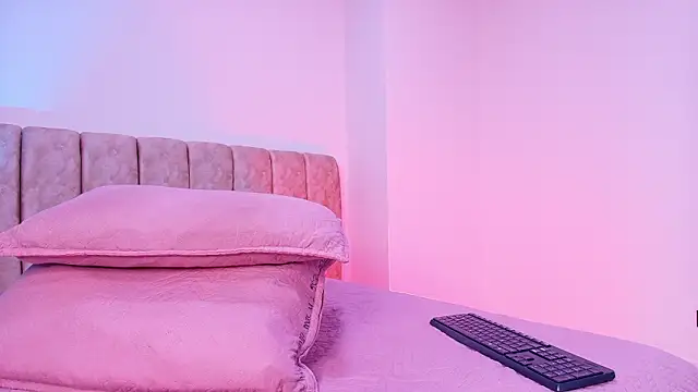 Snapshot of arl_chloee chatting on 20, 2, 2026 arl chloee online show from 20, 2, 2026