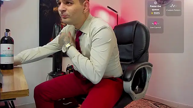 Nicolas Fellener online show from 12, 11, 2025