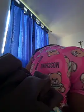 Snapshot of emmyjhonson07 chatting on 16, 10, 2025 emmyjhonson07 online show from 16, 10, 2025