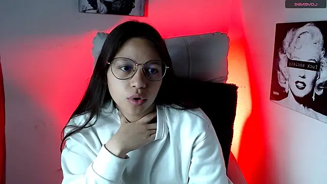 SamanthaRoldaan online show from 5, 3, 2025