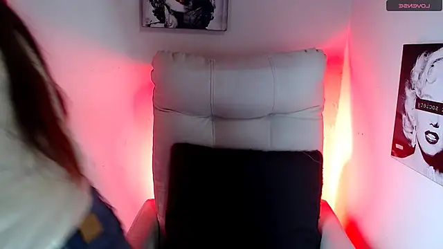 SamanthaRoldaan online show from 8, 3, 2025