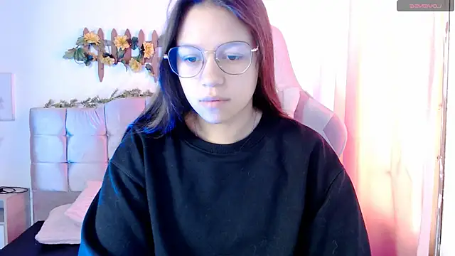 SamanthaRoldaan online show from 25, 9, 2025