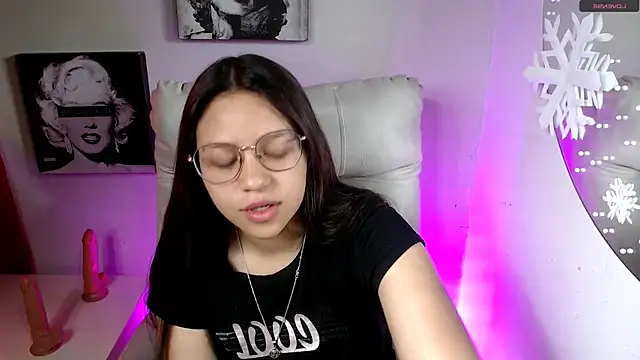 Snapshot of SamanthaRoldaan chatting on 20, 12, 2025 SamanthaRoldaan online show from 20, 12, 2025