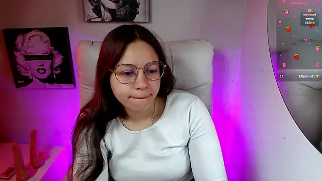 Snapshot of SamanthaRoldaan chatting on 10, 1, 2026 SamanthaRoldaan online show from 10, 1, 2026