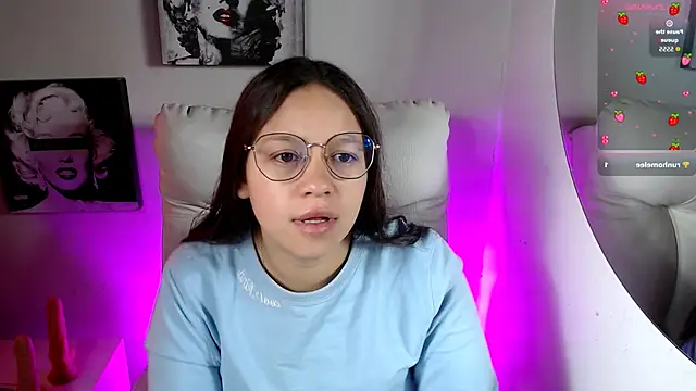 Snapshot of SamanthaRoldaan chatting on 13, 1, 2026 SamanthaRoldaan online show from 13, 1, 2026