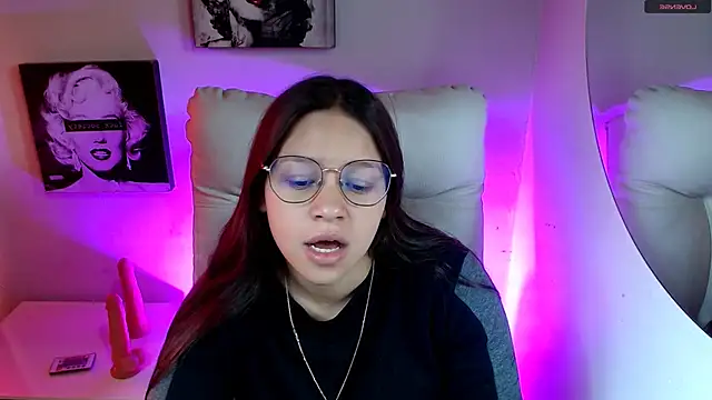 Snapshot of SamanthaRoldaan chatting on 7, 2, 2026 SamanthaRoldaan online show from 7, 2, 2026