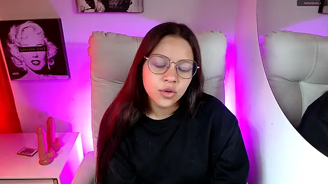 Snapshot of SamanthaRoldaan chatting on 9, 2, 2026 SamanthaRoldaan online show from 9, 2, 2026