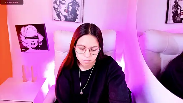 SamanthaRoldaan online show from 17, 3, 2026