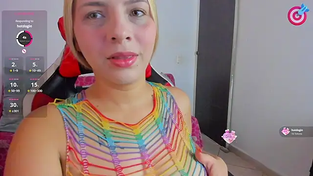 Snapshot of lana-rosse chatting on 10, 7, 2026 lana-rosse online show from 10, 7, 2026