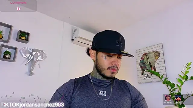 Snapshot of JordanSmiith_ chatting on 6, 2, 2026 JordanSmiith online show from 6, 2, 2026