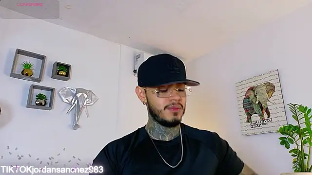 Snapshot of JordanSmiith_ chatting on 19, 2, 2026 JordanSmiith online show from 19, 2, 2026