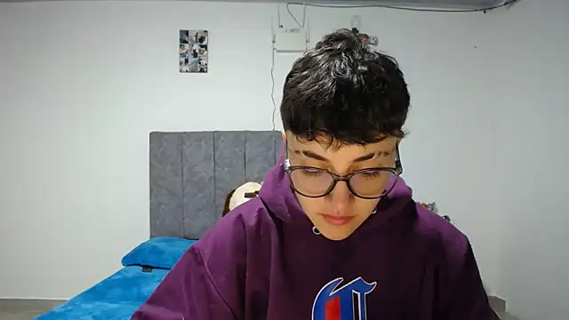 linda 33 online show from 12, 4, 2026