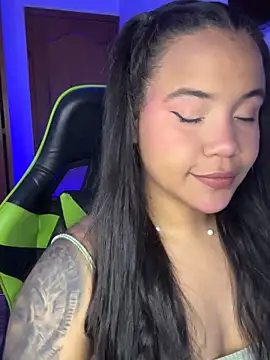 leila 22 online show from 14, 3, 2026