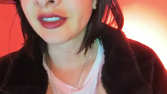 Snapshot of queen_fetish chatting on 11, 11, 2025 queen fetish online show from 11, 11, 2025