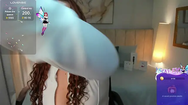 Snapshot of Atenea_cuteee chatting on 11, 3, 2025 Atenea cuteee online show from 11, 3, 2025