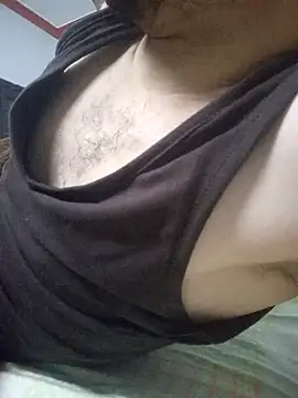 Snapshot of Arabian-B chatting on 11, 12, 2024 Arabian-B online show from 11, 12, 2024