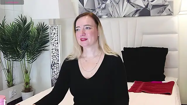 BarbieeAnn online show from 27, 12, 2024