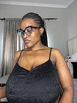 Bustygoddess32 online show from 17, 1, 2026