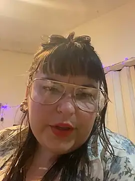 natiarg1 online show from 8, 1, 2025