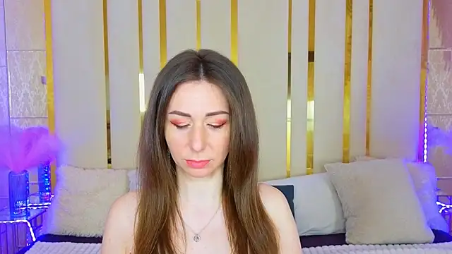 KimmmLi online show from 4, 4, 2026